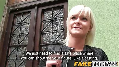 Cô gái tóc vàng, phimsex hihi làm