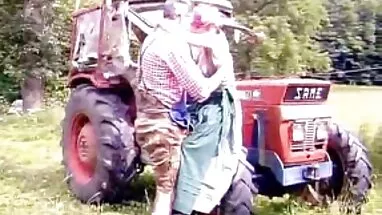 Cô gái CAO sexhihi đầu GỐI-Dan