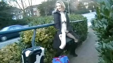 Quả bóng VS đinh giày phim set hihi