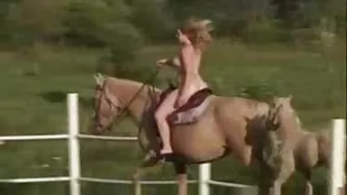 Không bình thường phụ nữ sec hihi thoát y dương vật