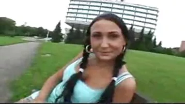 Người thích phim sethihi hôn người đồng tính thay vì học tập, tính toán