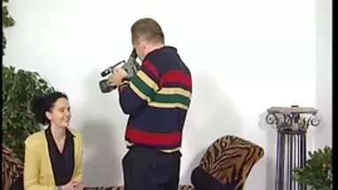 Múa sex hihihi cột cong gái khỏa thân